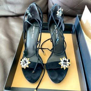 Black suede Keneth Cole sandals